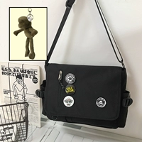 Черная+зеленая лягушка [отправьте три значка со случайным]