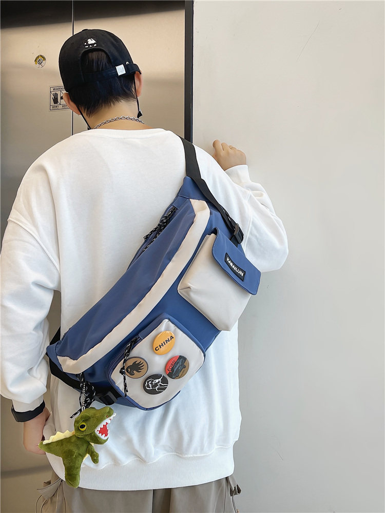 2022 New Slanted Satchel Men's Summer Tide Cards 100 Lap Single Shoulder Bag Fashion Casual Diagonal Shoulder Chest Bag Large Capacity pocket