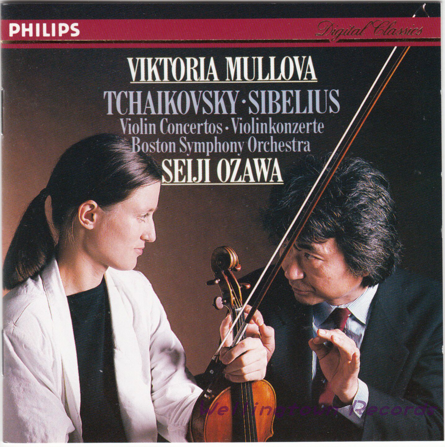 Mulova Tchaikovsky D major Sibelius D minor Violin Concerto 54