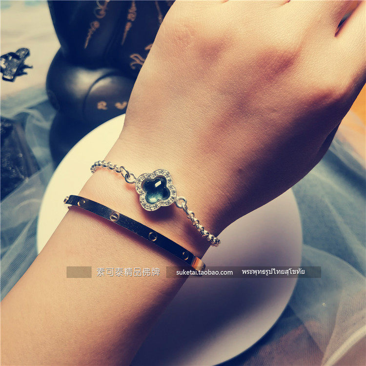 Vegetarian Thai Buddhist dragon Borda Four leafs straw handmade female necklace pure silver heart-shaped pendant Tawvegan Bay