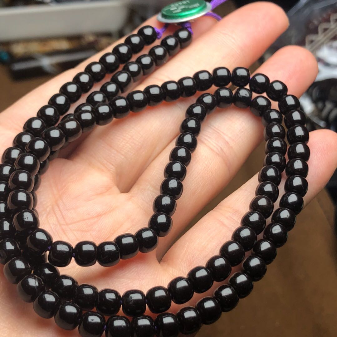 High-dense Indonesian red broccoli beads 5 x 5Mm 108 grains