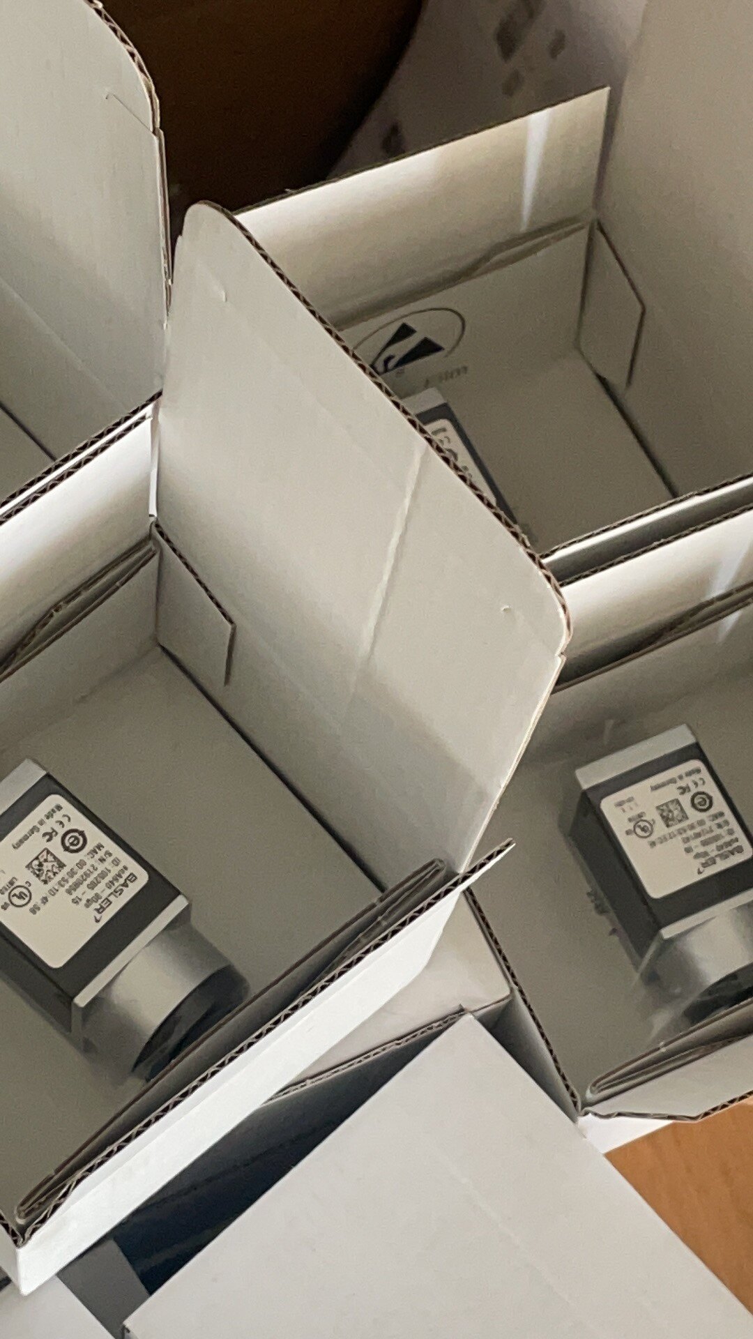 Промышленные Камеры/Видеокамеры basler工业相机aca640-90gm/gc原装全新质保三年