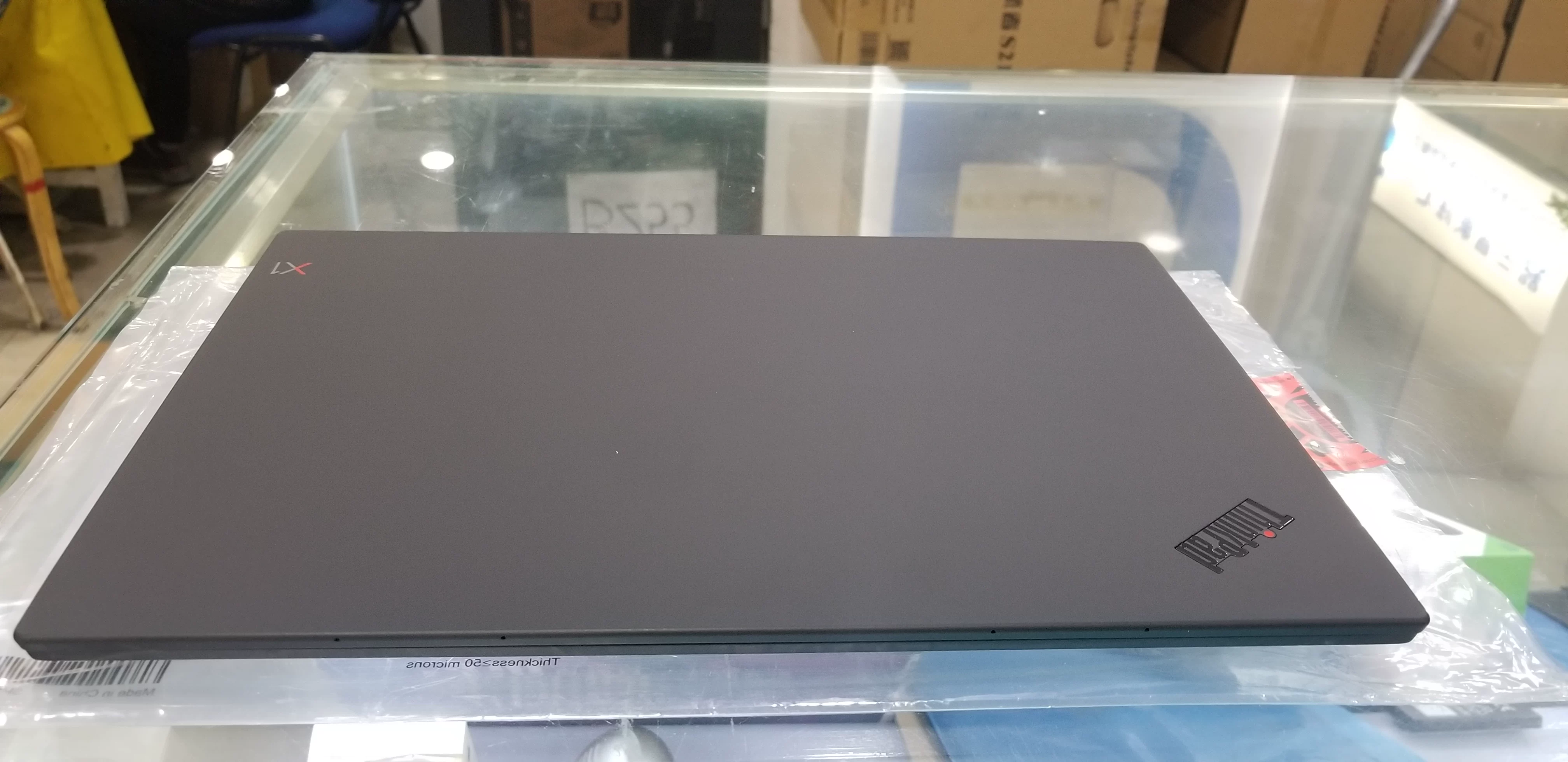 Qiao Yisi 2019 Гонконг Банковский ThinkPad X1Carbon R00 i5 10210U 16G 512G 2K экран