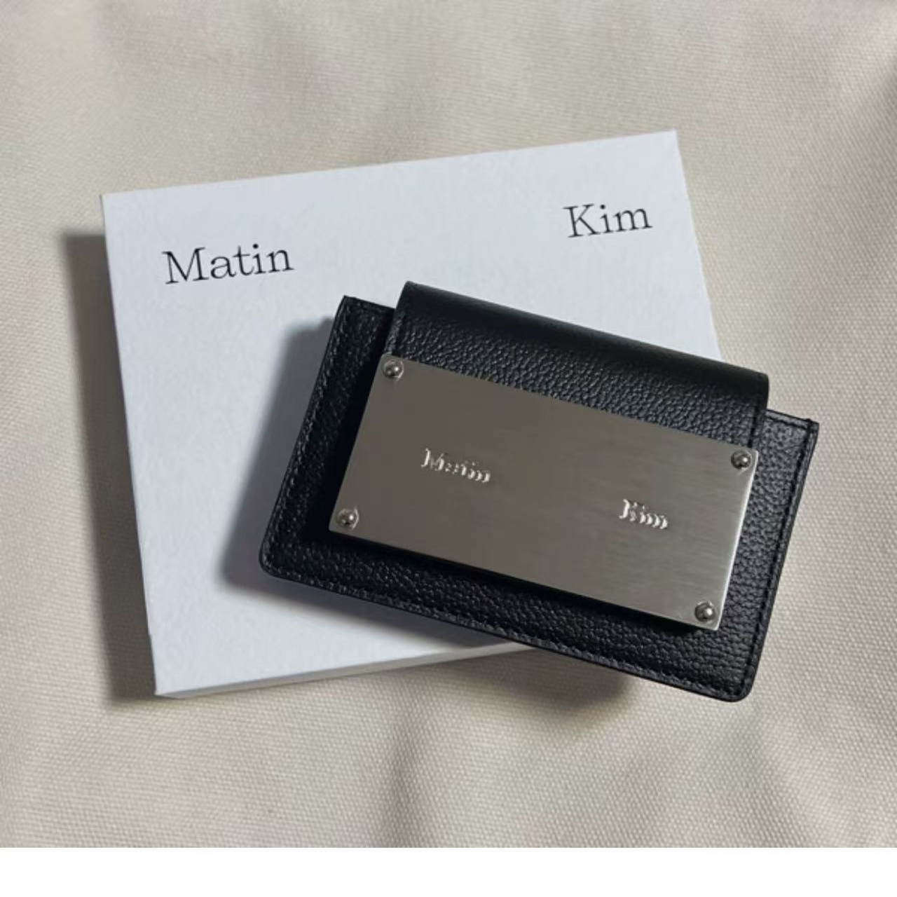 Matin kim card holder review: is this minimalist coin purse worth