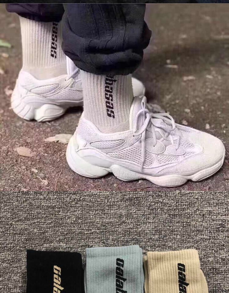 Phiên bản chính xác của vớ thể thao ba màu YEEZY SEASON6 CALABASAS trong vớ ống cao cấp vớ nike chính hãng