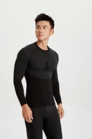 Черный (те же самые мужчины и женщины)