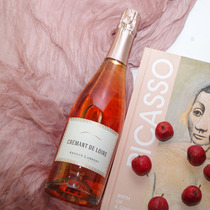  Biodynamic method Elegant French Loire Champagne method Rosé sparkling wine cremant de loire