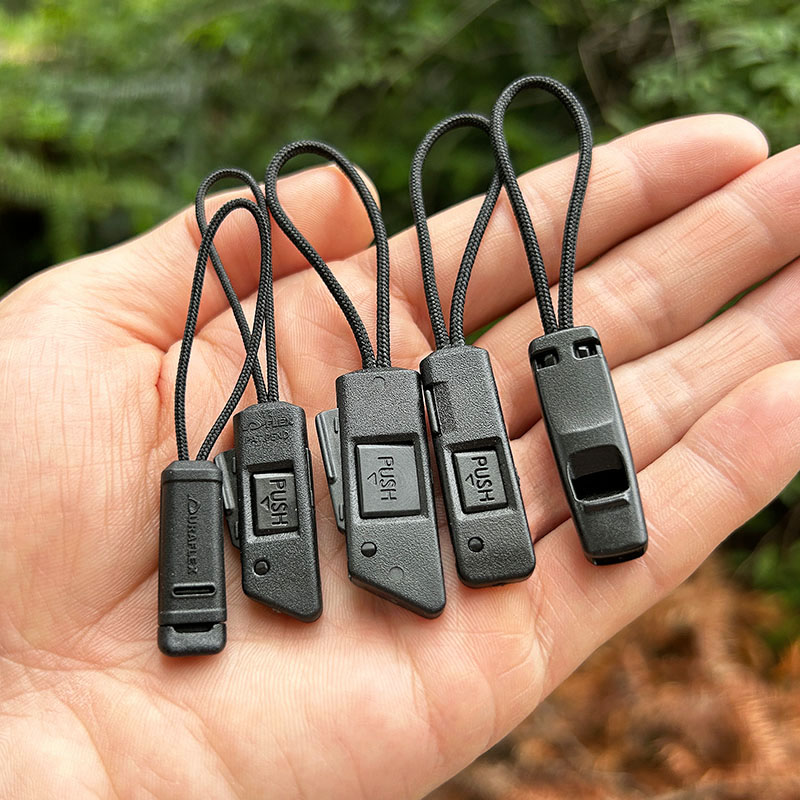 DONAFLE DURAFLEX 多機能ジッパーテールコードカードピン SIM ホイッスル microSD アウトドアバックパックジッパープラー