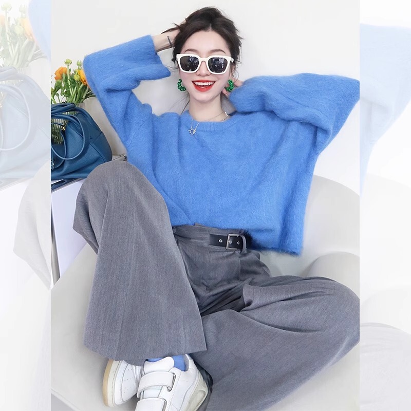 High-End Lazy Style Blue Round-Neck Sweater Autumn and Winter Women's 2026 New Design Knitted Top and Pants Set