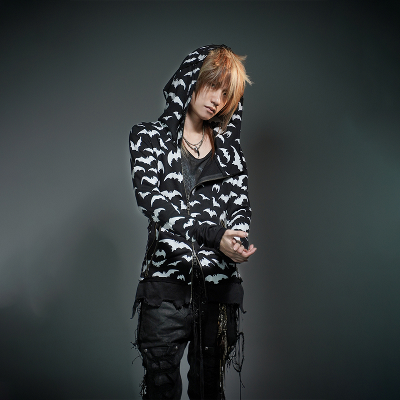 The Space between Us "Wing Shadow" Visual Dark Bat Print Full-Print Hooded Slim-Fit Cardigan Sweatshirt