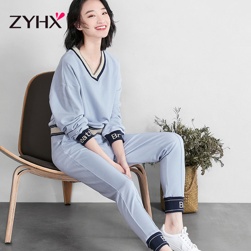 Free breathing sportswear suit female Spring and Autumn 2019 new fashion Korean version V-neck casual two-piece fashion autumn