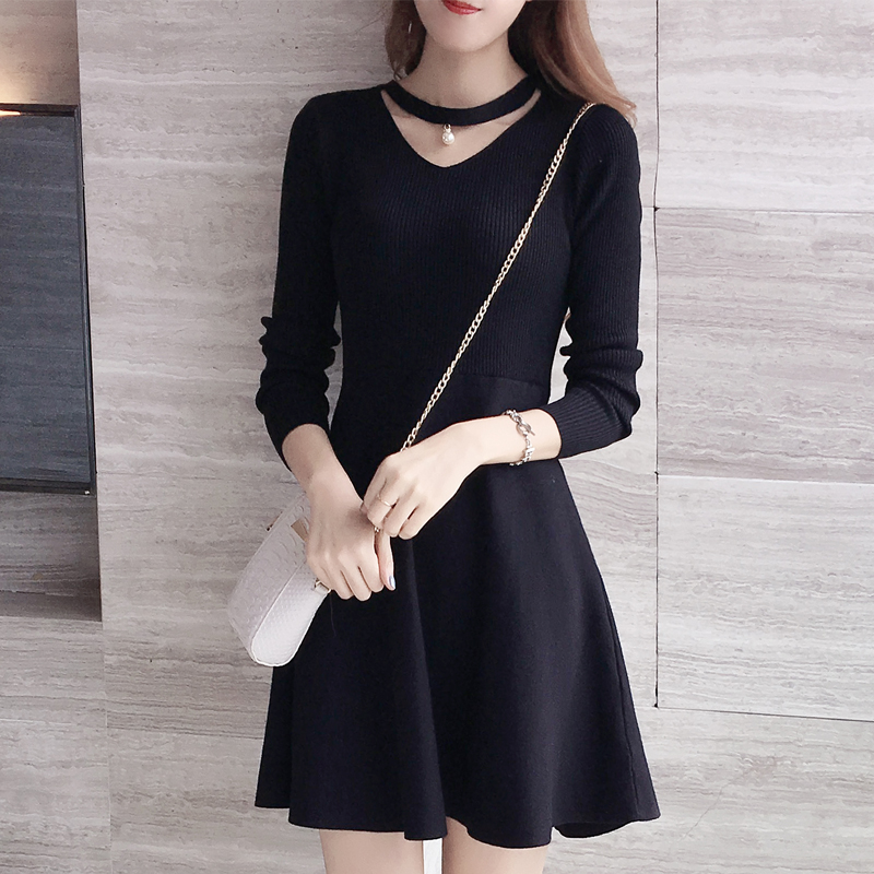 Autumn high-end foreign style v-neck red temperament goddess fan temperament waist red A-line all-match knitted dress