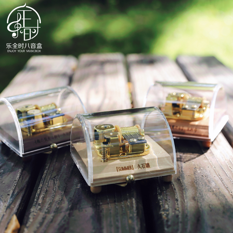 Lequantime) Japanese imported movement Hayao Hisaishi Miyazaki makes Laputa transparent wooden log music box - Taobao