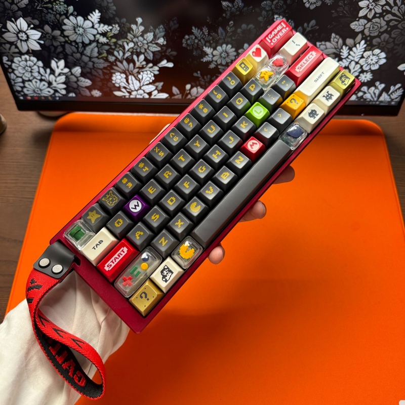 【Wooting60Hev2 Fully Customized Finished Product】Video Game Mario Anodized Red Magnetic Switch Keyboard Brand New and Genuine 【Wooting60Hev2 Fully Customized Finished Product】Video Game Mario Anodized Red Magnetic Switch Keyboard Brand New and Genuine