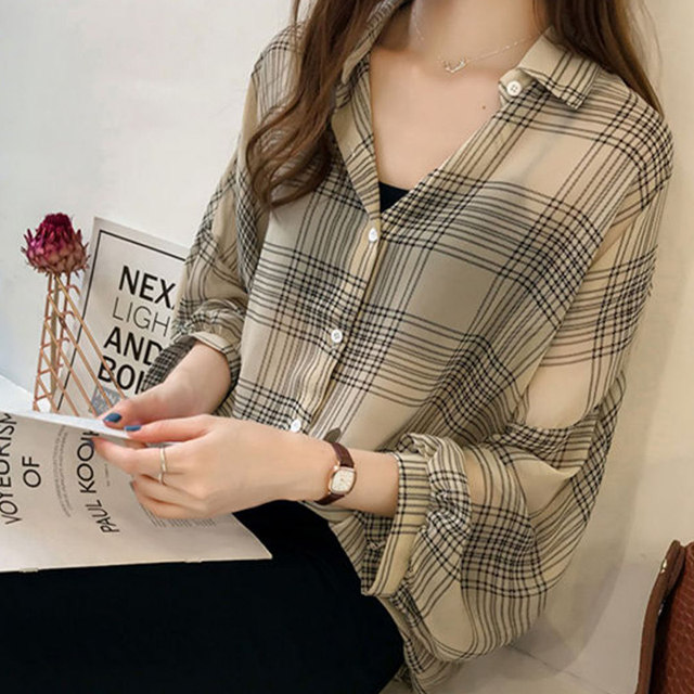 Plaid long-sleeved sun protection shirt for women summer thin chiffon design niche retro Hong Kong style chic top jacket