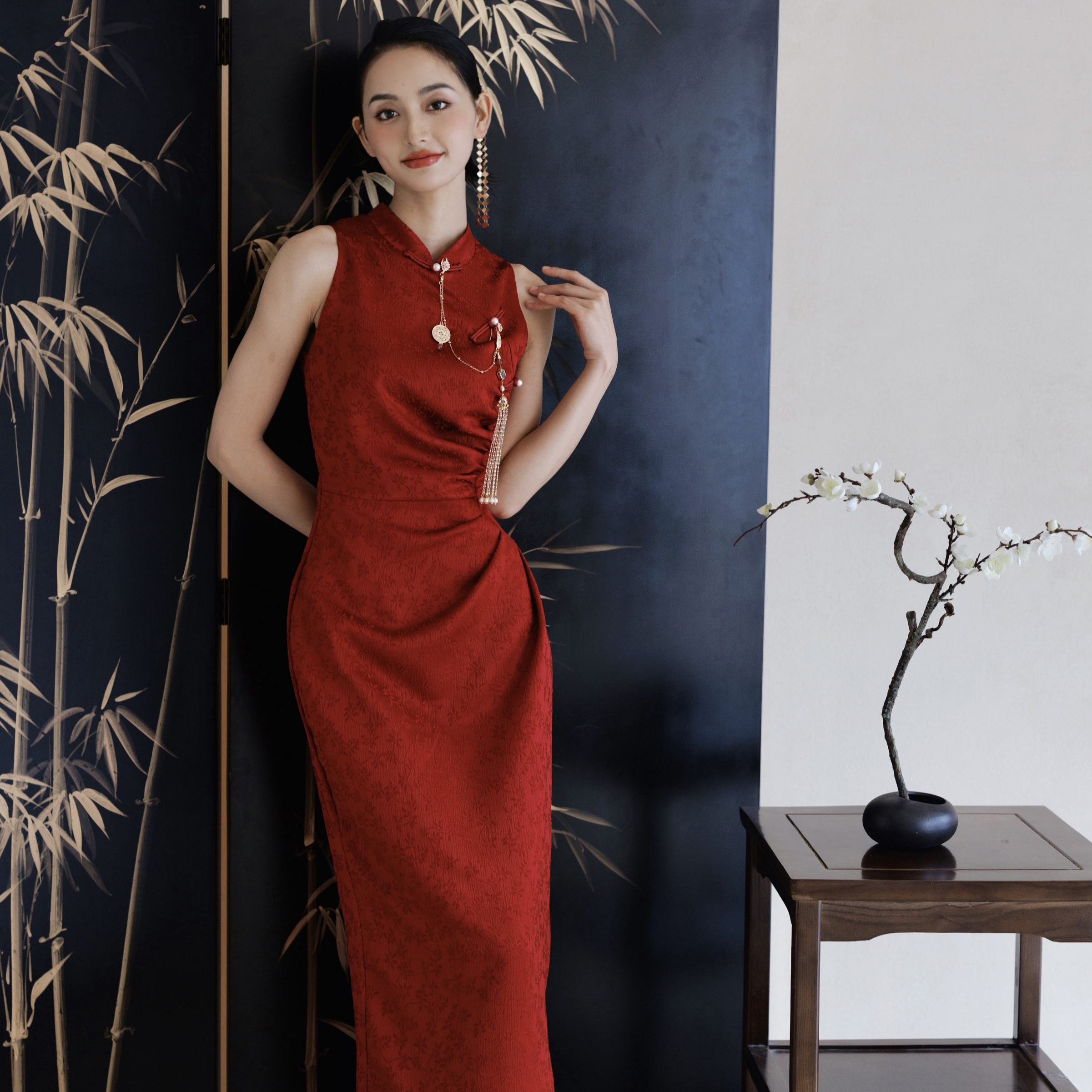 Moye 新中国風「志渓」オリジナルレッドダークパターンスリムチャイナブライダルウェディングドレス乾杯着用婚約証明書