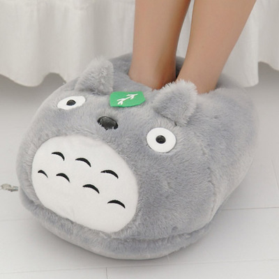 Foot Warmer Plush Toy in the Shape of a Fox or Chinchilla, Non-Electric, Covers Both Feet, Suitable for Students' Dorms, Winter Bed Foot Warmer, Large Slippers, Gift Foot Warmer Plush Toy in the Shape of a Fox or Chinchilla, Non-Electric, Covers Both Feet, Suitable for Students' Dorms, Winter Bed Foot Warmer, Large Slippers, Gift