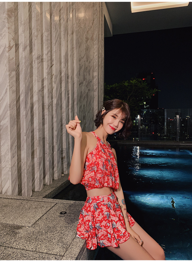 Áo tắm nữ hai mảnh ngực nhỏ tụ tập Hàn Quốc che bụng là bộ quần áo tắm mỏng màu đỏ spa nóng bỏng - Bộ đồ bơi hai mảnh bikini 2 mảnh màu hồng