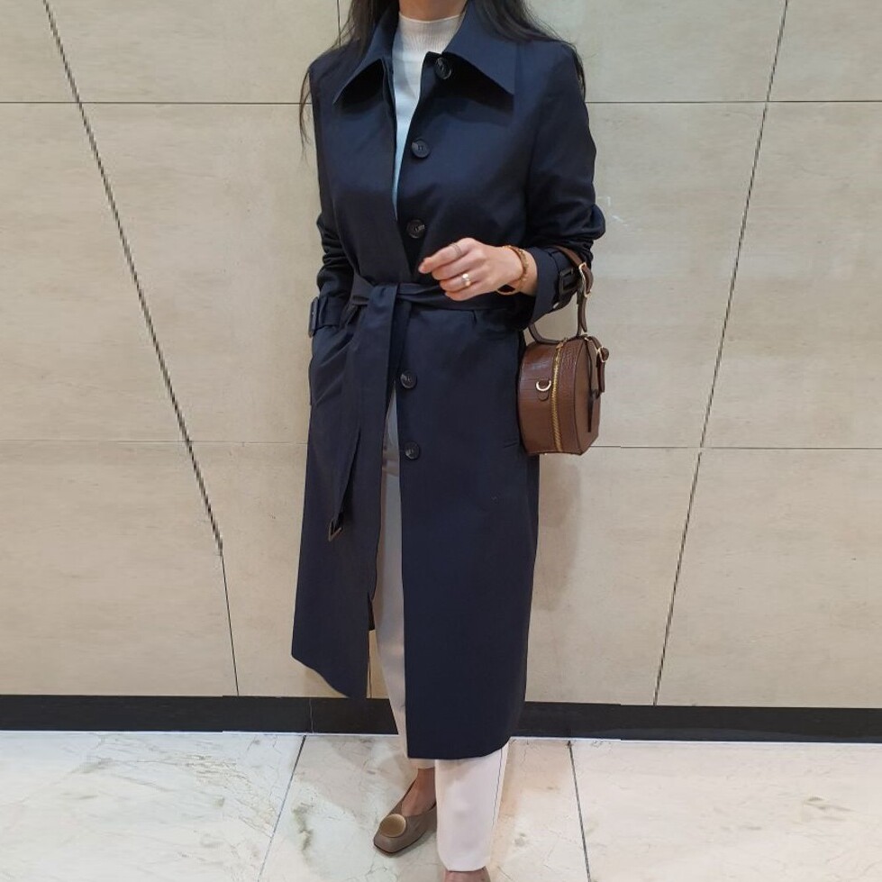 Small lapel retro belt long windbreaker coat fashion Korean East Gate Autumn New