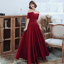 Red High-end Small Evening Dress Woman 2021 New Temperament Banquet for the Shoulder Host of the Annual Meeting Atmospheric toast
