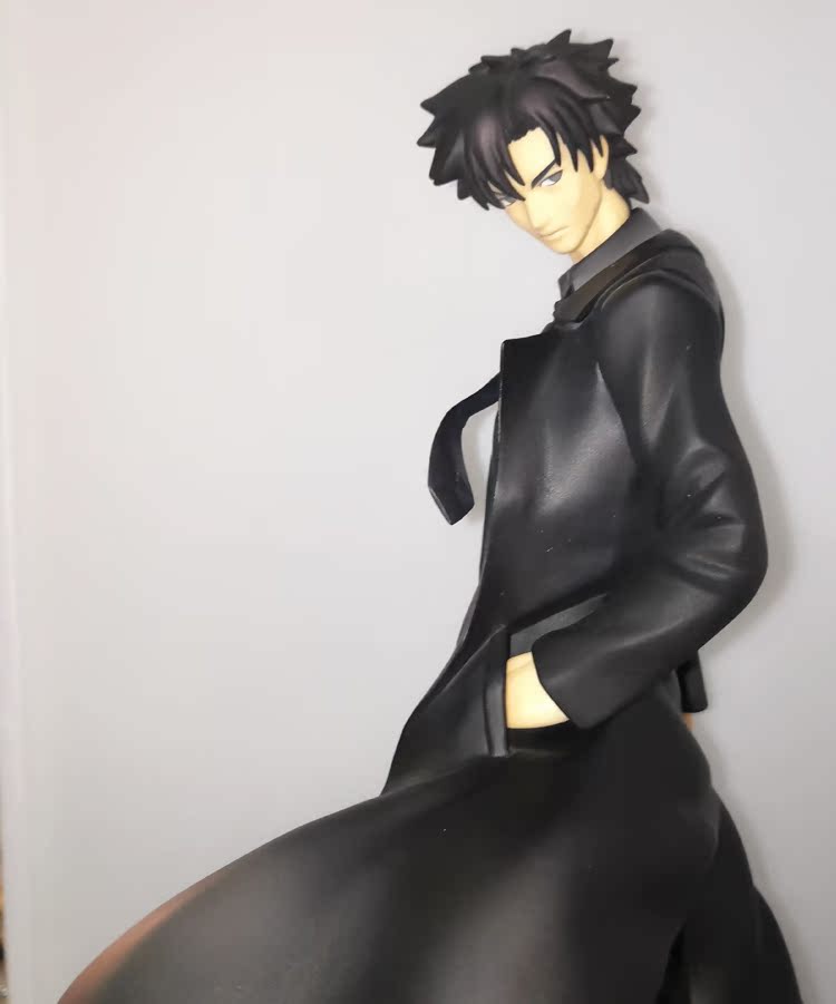 日本正版fate Zero衛宮切嗣塞巴黑西服中古稀少模型散貨現貨