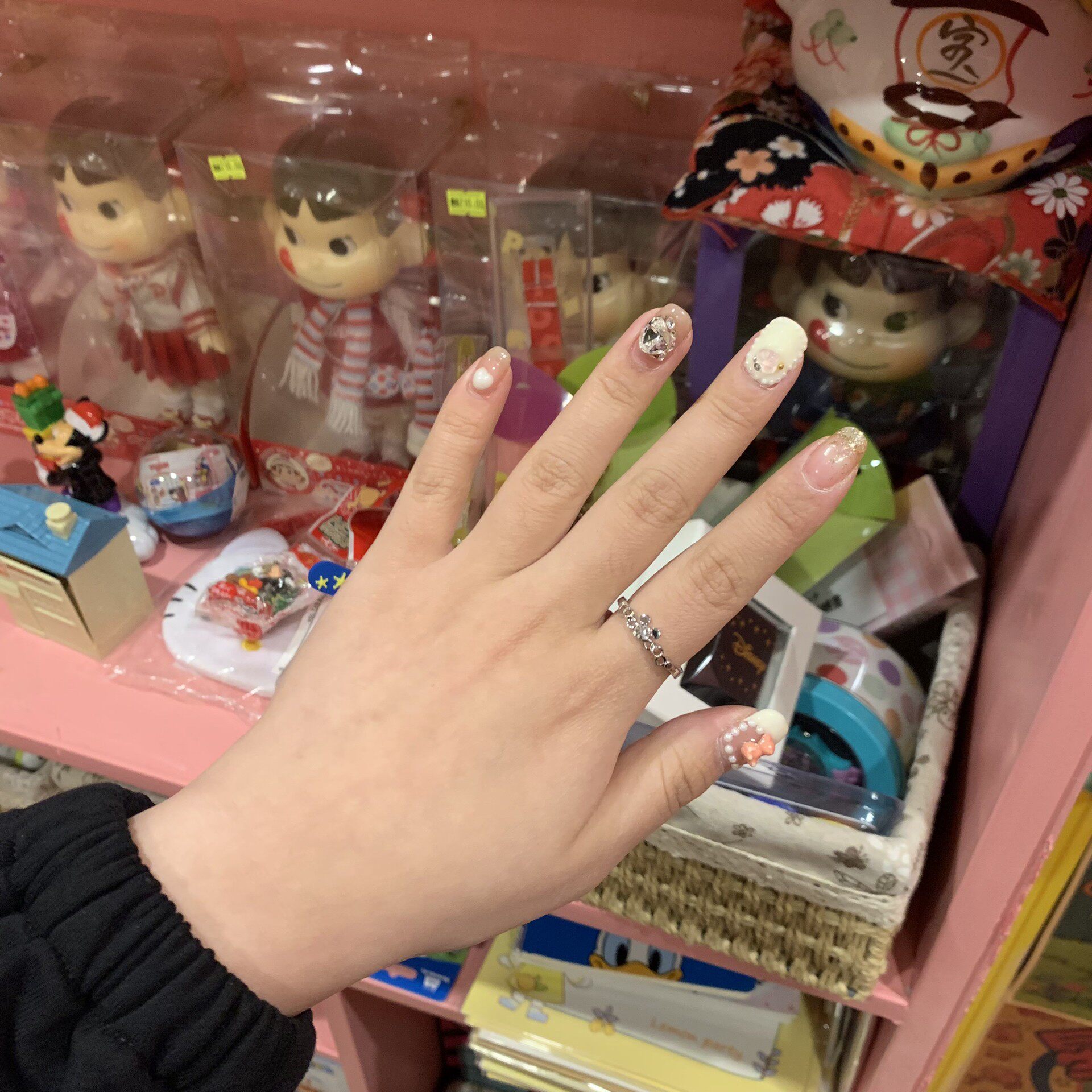 Weird grocery store Japanese disney crown ring out of print rare with box new