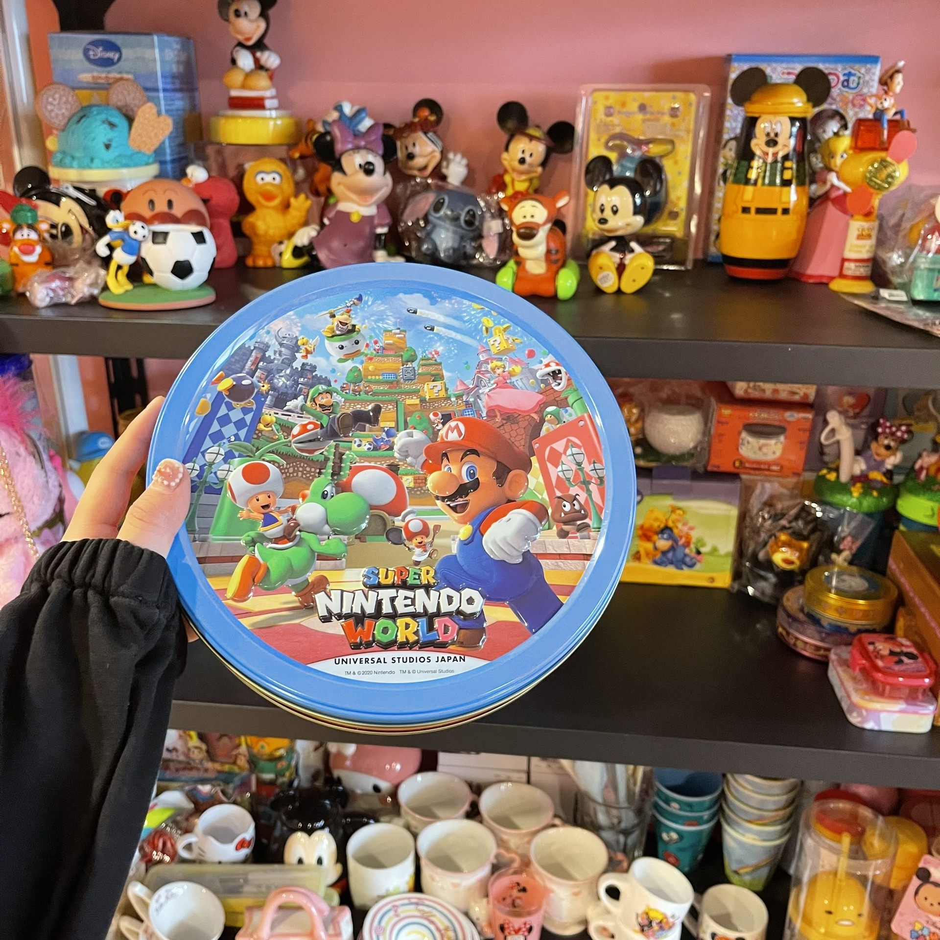 Wei Li grocery store Japan Nintendo Mario candy box storage box iron box default with small flaws glass