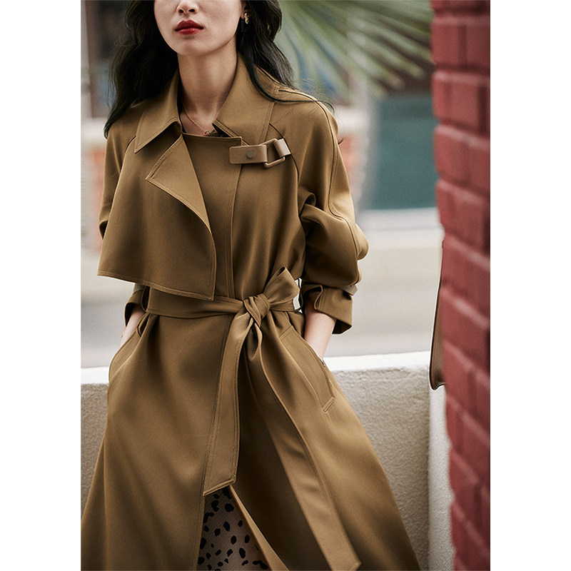 The Smiling Culvert of the Smiling Culvert Carefree Haircut Genuine Leather Splicing Short of the long version of the wind coat jacket female FYC465327AG#