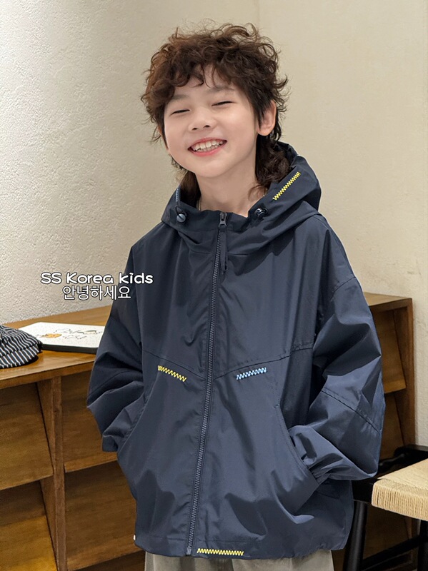 Ss Handsome Boy Children's Clothing Autumn Outfit Children's Jacket Autumn and Winter New Children's Casual Workwear Hooded Windbreaker Jacket Ss Handsome Boy Children's Clothing Autumn Outfit Children's Jacket Autumn and Winter New Children's Casual Workwear Hooded Windbreaker Jacket