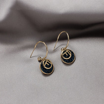 Hong Kong (designer) RVY 2021 New French temperament earrings female blue diamond fashion retro earrings tide