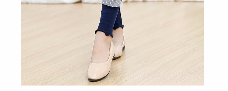 Quần áo trẻ em mới Quần legging ren Hàn Quốc cộng với nhung dày Trẻ em lớn trẻ em chín điểm bên ngoài mặc quần quần thể thao cho bé