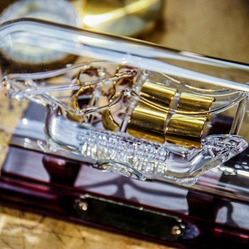 Ship in a glass bottle craft ship Pirates of the Caribbean Black Pearl European sailboat to send boyfriend birthday gift decoration