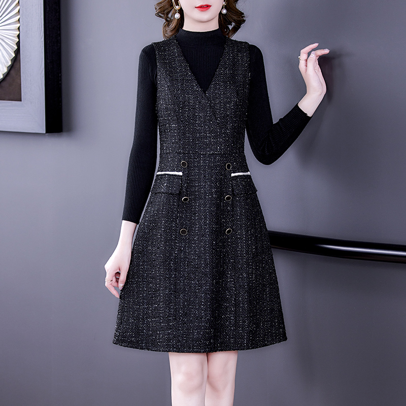 毛呢背心两件套连衣裙子女士春秋冬2025年新款妈妈气质打底中长裙