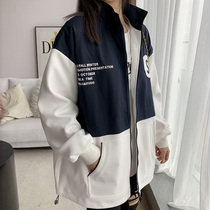 2022 Early spring new blouses small sub loose black and white splicing design Sensation Baseball Clothes Jacket Lady Spring Autumn