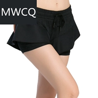 Quần short thể thao của MWCQ quần short nhanh chống khô quần đi biển yoga quần marathon năm quần thể dục ngắn - Trang phục thể thao quần áo puma nữ chính hãng