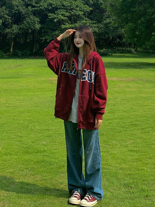 American Retro Burgundy Cardigan Sweatshirt Jacket for Women in Spring, Autumn and Winter, Loose, Casual and Versatile, Zippered Hooded Baseball Uniform