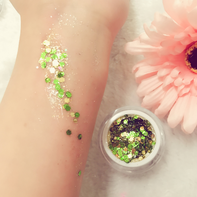 Elves bụi ánh sáng cao lục giác sequin gel kem mặt cơ thể flash trang điểm chương trình nàng tiên cá quy mô sân khấu ảnh phấn bắt sáng
