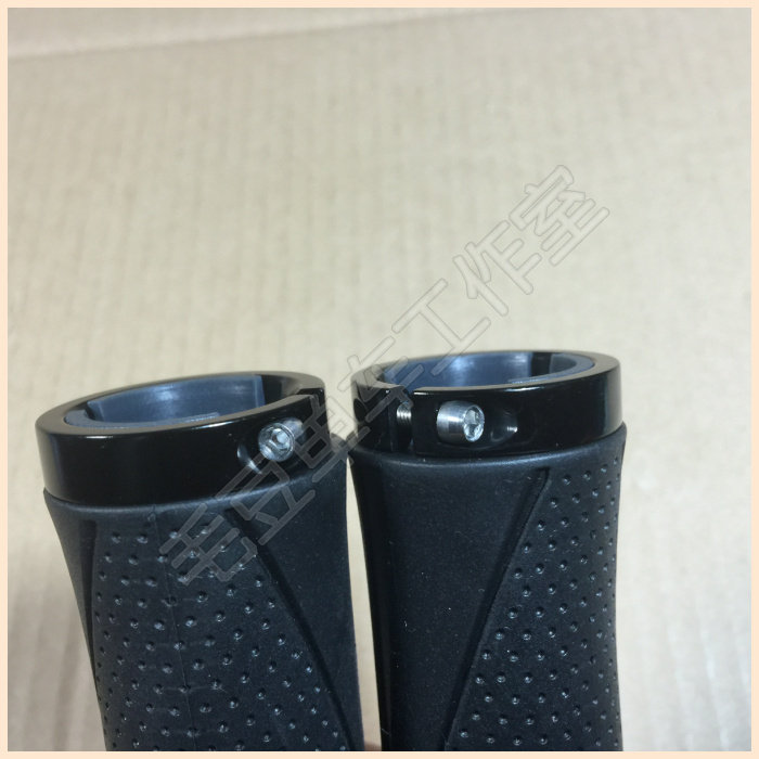 Poignées de vélo - Ref 2345486 Image 15