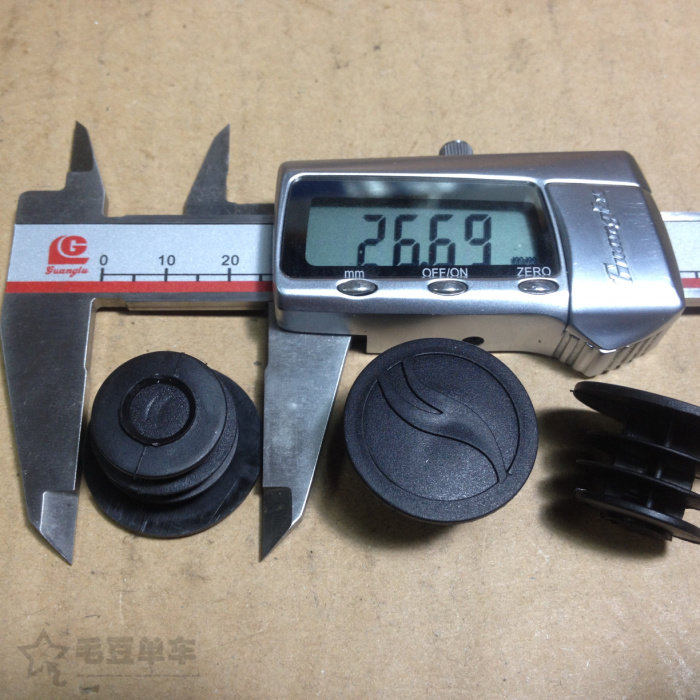 Poignées de vélo GIANT - Ref 2341004 Image 11