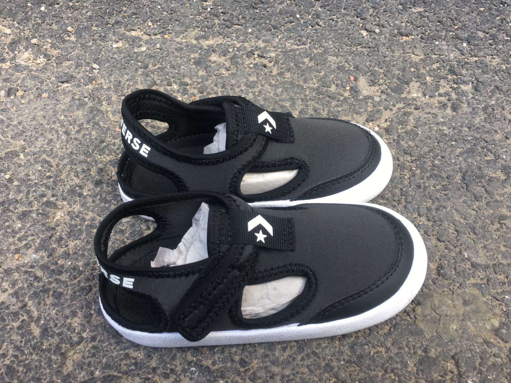 Đây là một đôi giày trẻ em ~ Dép trẻ em Converse 663004 763006 663002 763008 760750 - Giày dép trẻ em / Giầy trẻ giày thể thao trẻ em nike