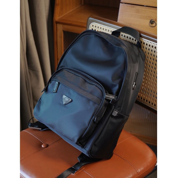 Large capacity computer backpack Large capacity computer backpack