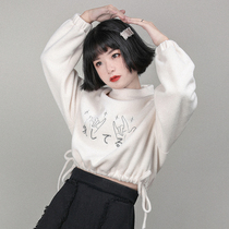 Small onion good cut original black and white sweater female autumn and winter half high collar casual Joker rock hand embroidered velvet top