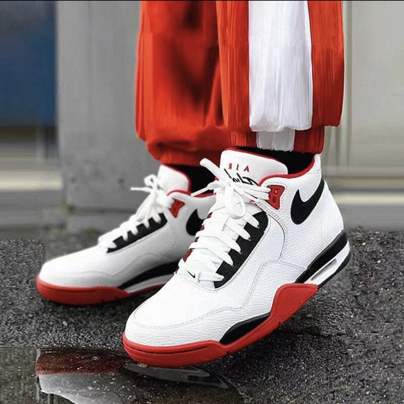 Nike Air Jordan Retro High-Top Sneakers for Men, White, Red and Black Stitching, Air Cushion Shock-Absorbing Sports Shoes Bq4212 Nike Air Jordan Retro High-Top Sneakers for Men, White, Red and Black Stitching, Air Cushion Shock-Absorbing Sports Shoes Bq4212