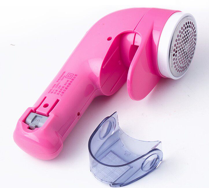 Zhiwei RSC-306 rechargeable fur ball trimmer with high power shave off the clothes to remove the sweater and the ball up