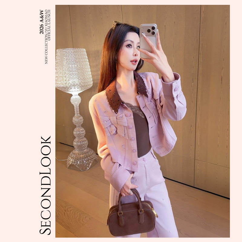 Yu Xiaoxiao【Deling Holiday】2026 New Autumn Hollow-Out Lapel Jacket & Wide-Leg Pants Set for Women Yu Xiaoxiao【Deling Holiday】2026 New Autumn Hollow-Out Lapel Jacket & Wide-Leg Pants Set for Women