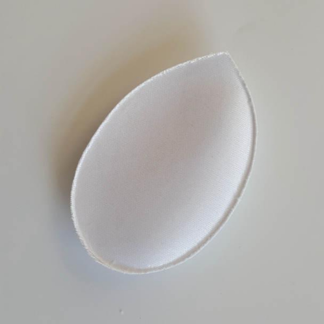 Ngực dày tập hợp nhỏ ngực bông pad bánh bao pad trên quần lót nữ thoáng khí chèn một nửa cup dày pad pad miếng đệm ngực mỏng