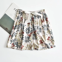 Бежевые листья