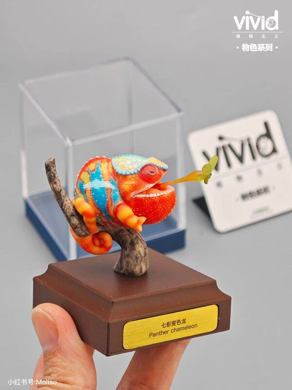 Limited Stock in Stock: Lightyear Model Toys Vivid Vividism Series Colorful Chameleon