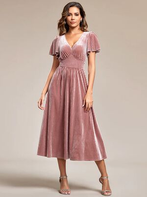 EverprettyPlus European-style plus-size evening dress for overweight girls with medium to long lotus leaf sleeves