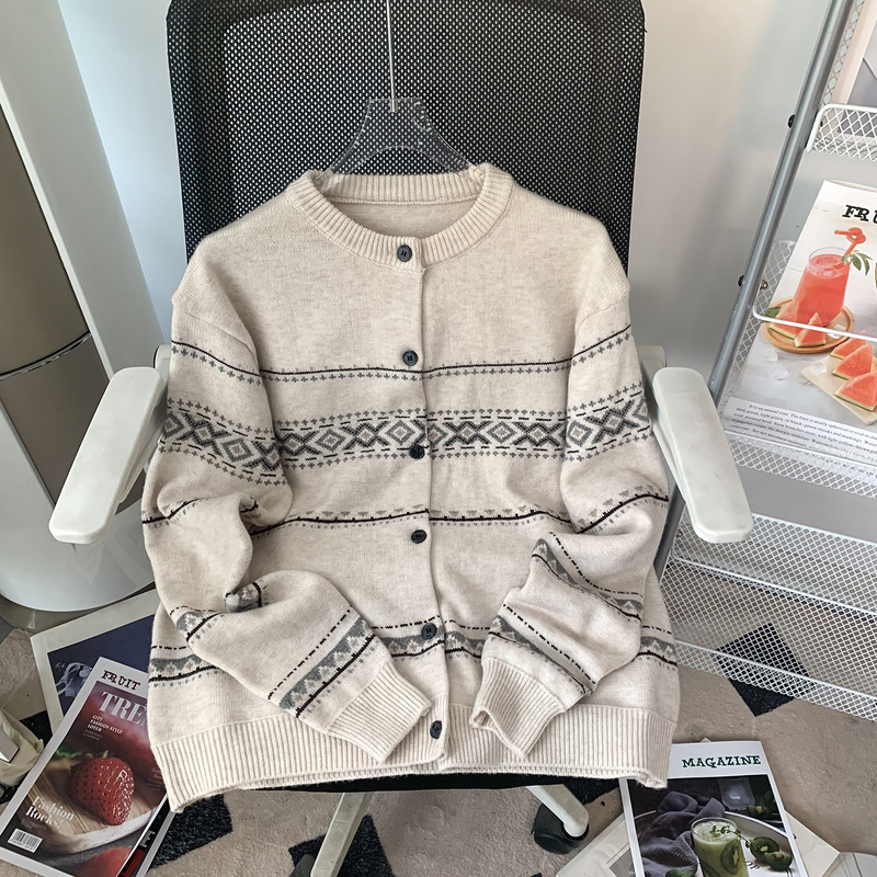 Fair Isle Style Jacquard Knit Cardigan for Men and Women, Thick Sweater Jacket for Couples, Versatile Fair Isle Style Jacquard Knit Cardigan for Men and Women, Thick Sweater Jacket for Couples, Versatile
